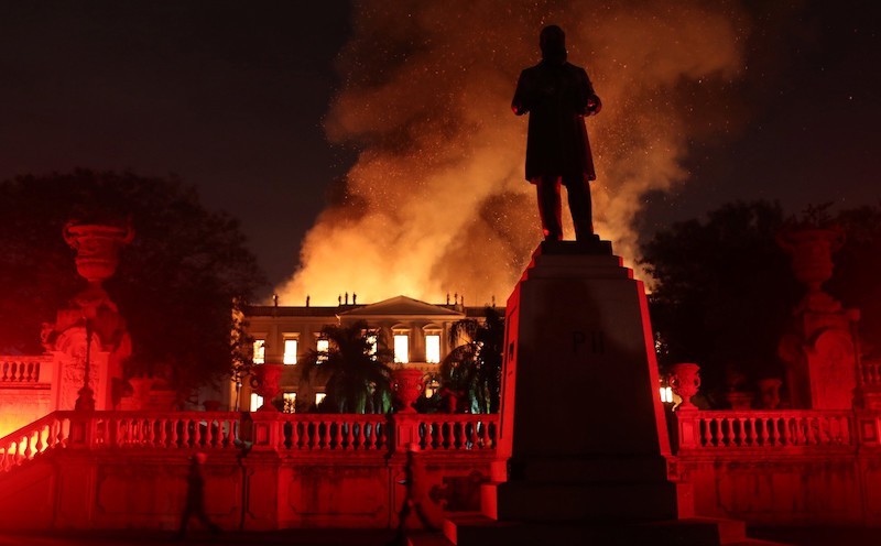 O palácio já foi residência da família real brasileira e abriga o Museu Nacional, que é a instituição científica mais antiga do Brasil (Foto: Reuters/Ricardo Moraes)